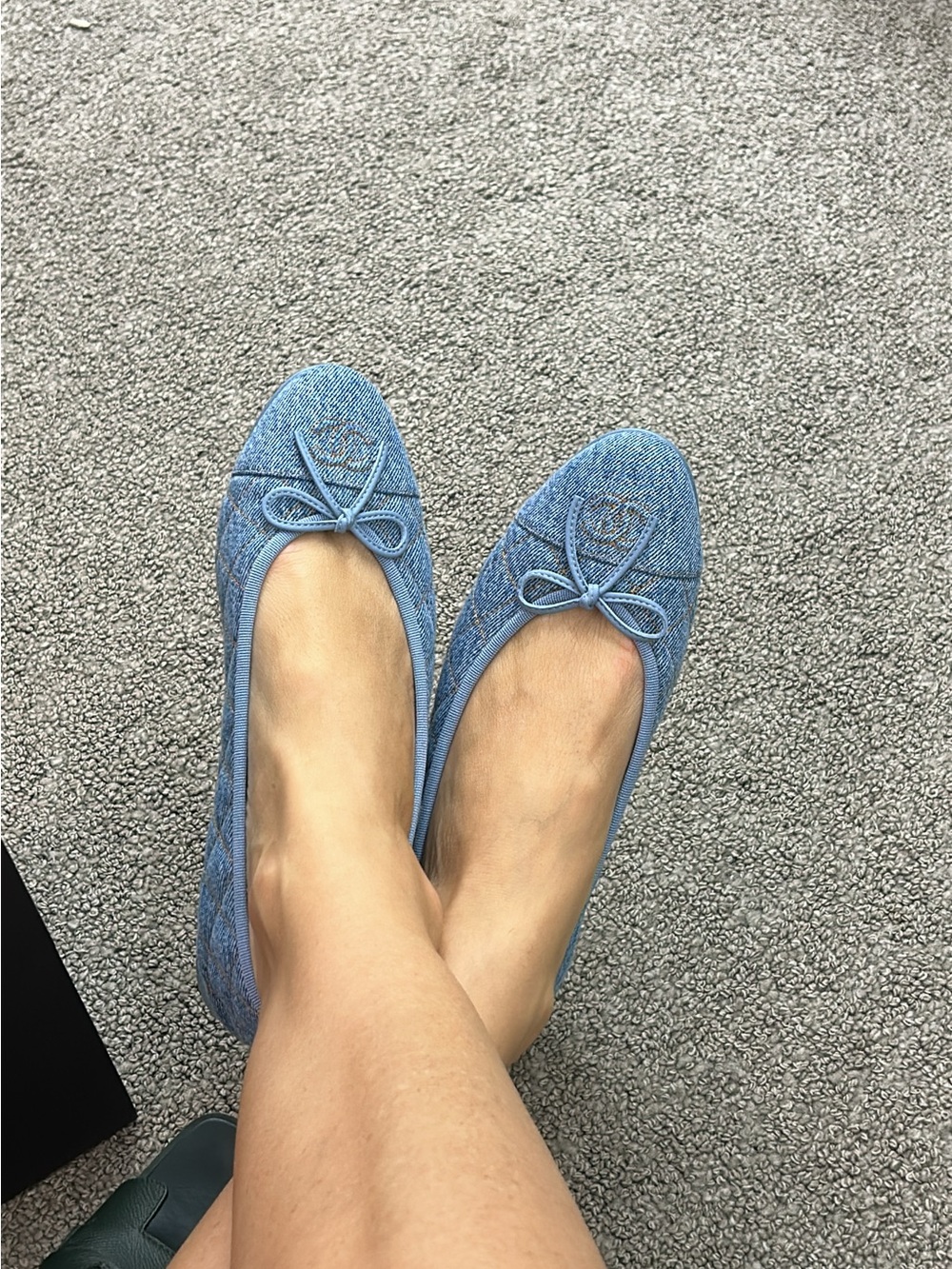 CHANEL Light Blue Denim Quilted Ballet Flat with Bow 40.5 - Picture 2 of 3